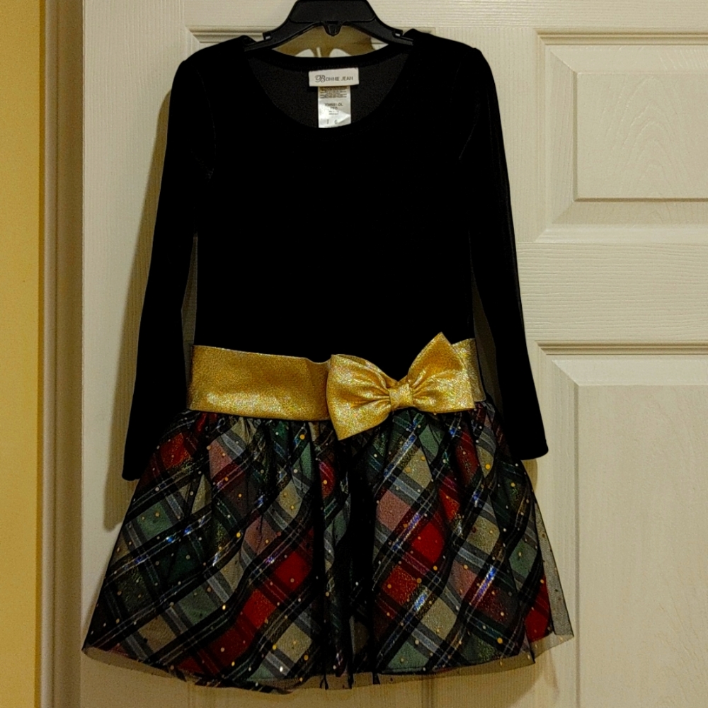 Velvet top holiday dress